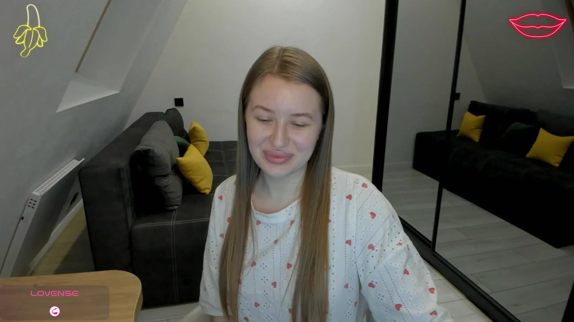 Gallery image thumbnail from TouchMeNow's myfreecams stream on, 12/27/2025, 18:32 image 6 of 20