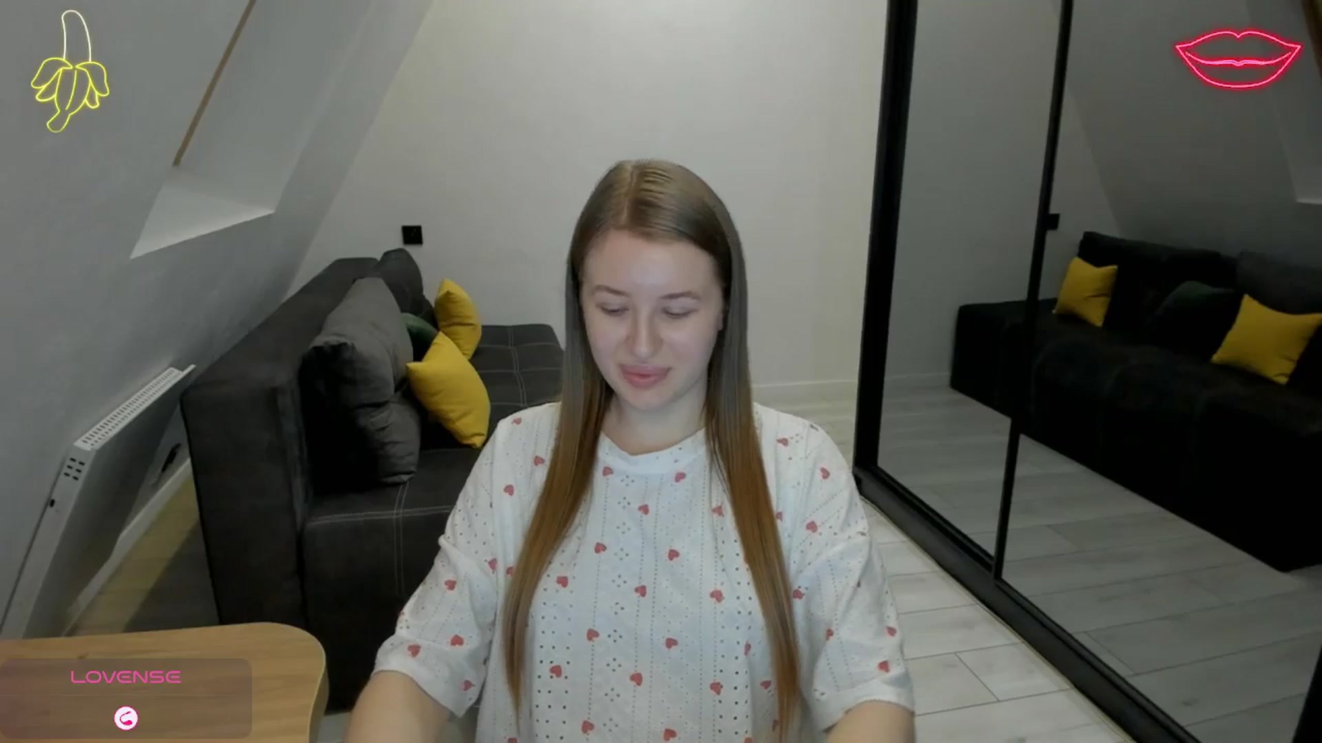 Gallery image thumbnail from TouchMeNow's myfreecams stream on, 12/27/2025, 18:32 image 14 of 20