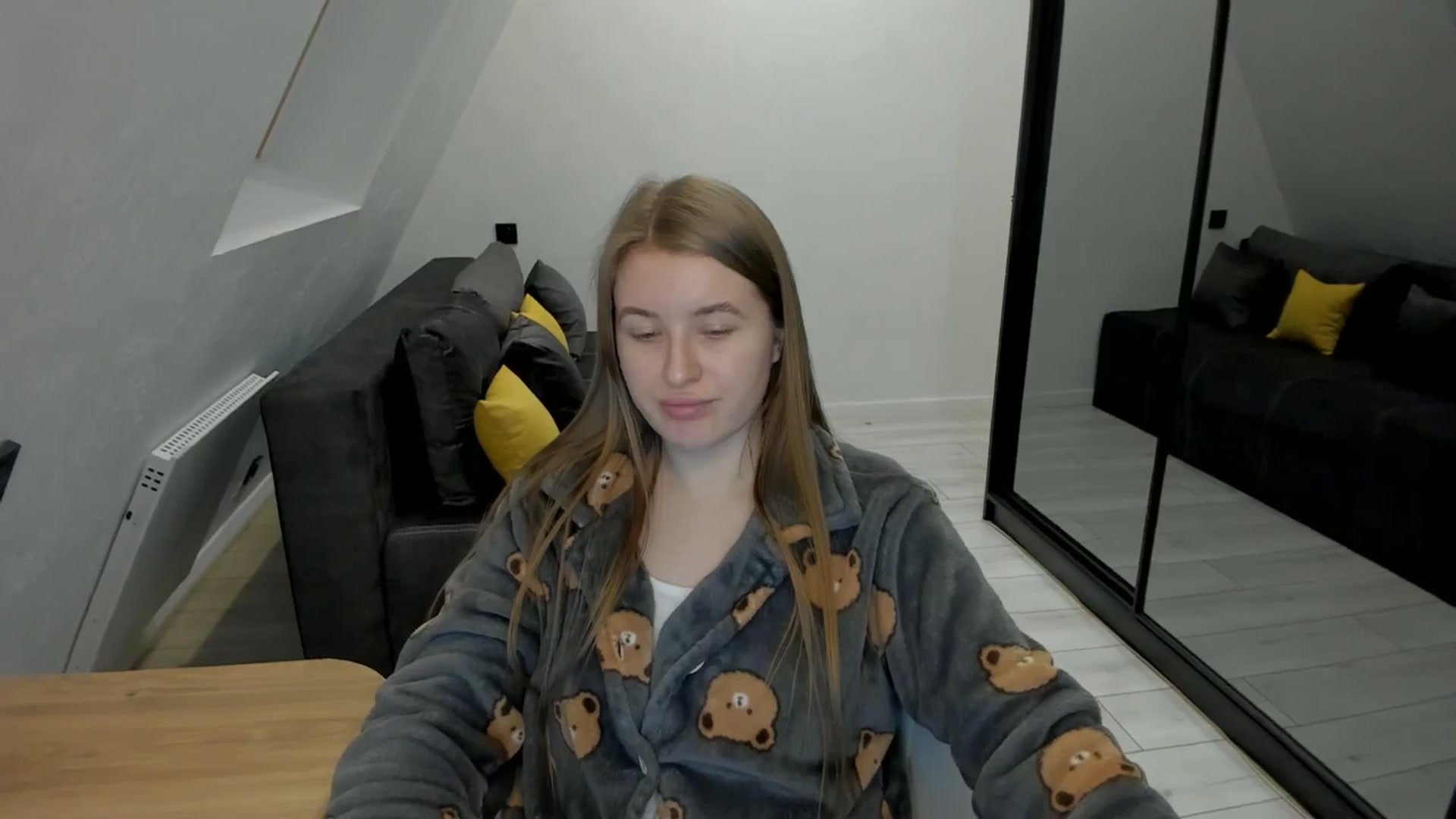 Gallery image thumbnail from TouchMeNow's myfreecams stream on, 01/11/2026, 20:09 image 16 of 20