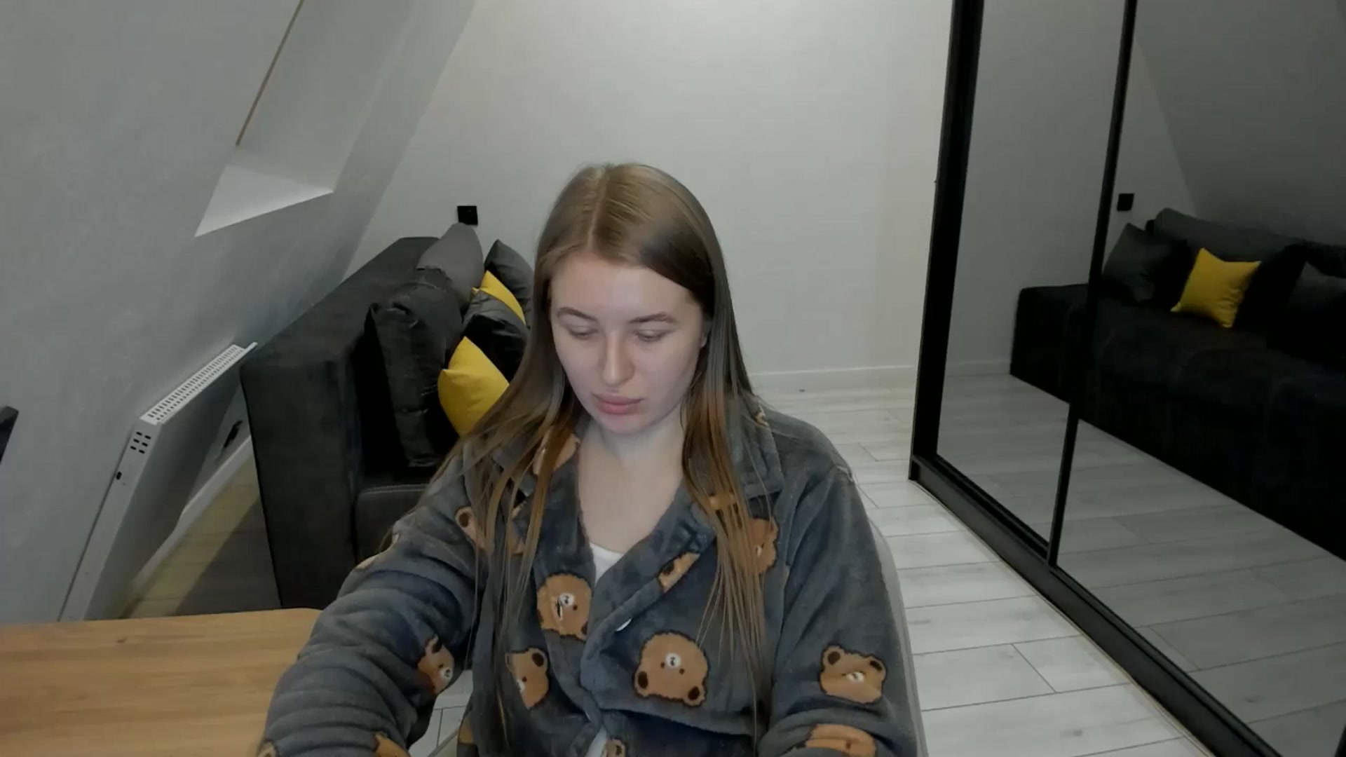 Gallery image thumbnail from TouchMeNow's myfreecams stream on, 01/11/2026, 20:09 image 13 of 20