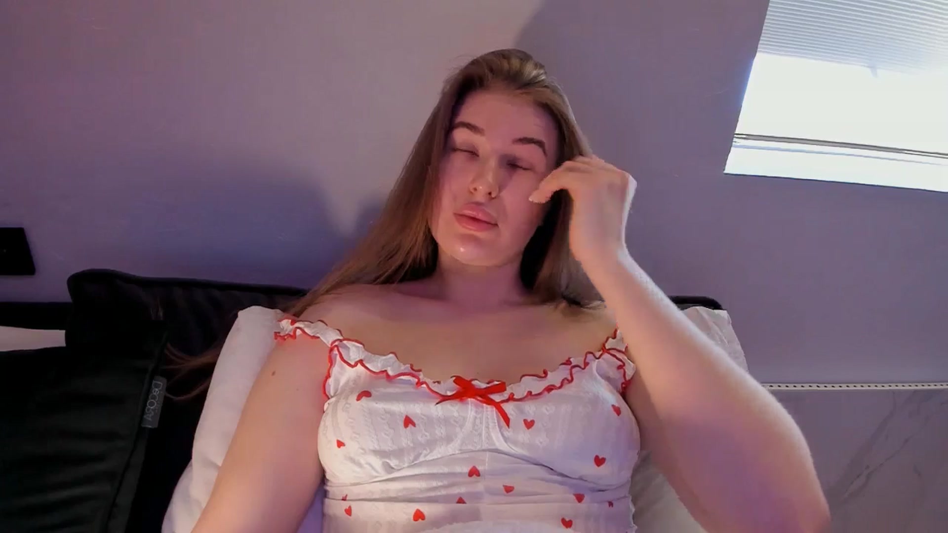 Gallery image thumbnail from TouchMeNow's myfreecams stream on, 03/08/2026, 14:41 image 18 of 20