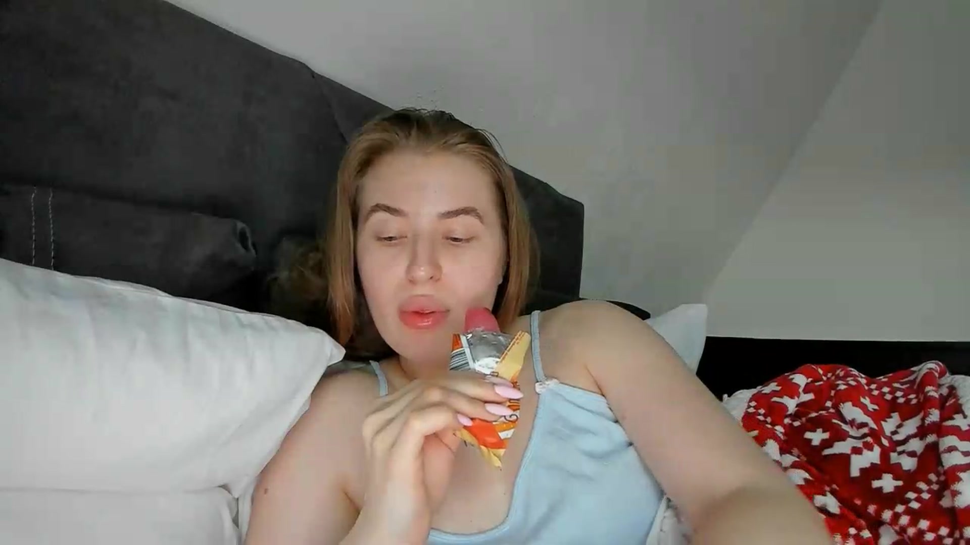 Gallery image thumbnail from TouchMeNow's myfreecams stream on, 05/11/2026, 17:08 image 8 of 20