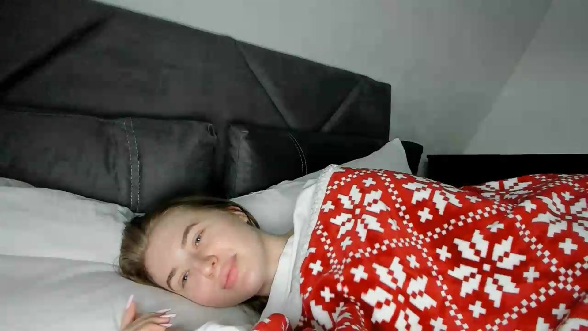 Gallery image thumbnail from TouchMeNow's myfreecams stream on, 05/11/2026, 17:08 image 15 of 20