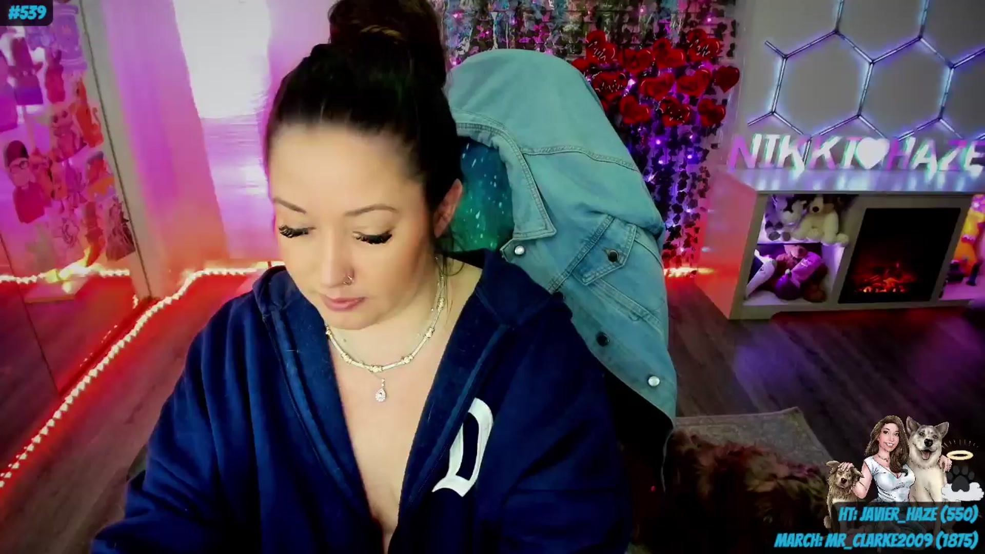 Gallery image thumbnail from Toxic_Haze's myfreecams stream on, 03/25/2024, 13:24 image 13 of 20