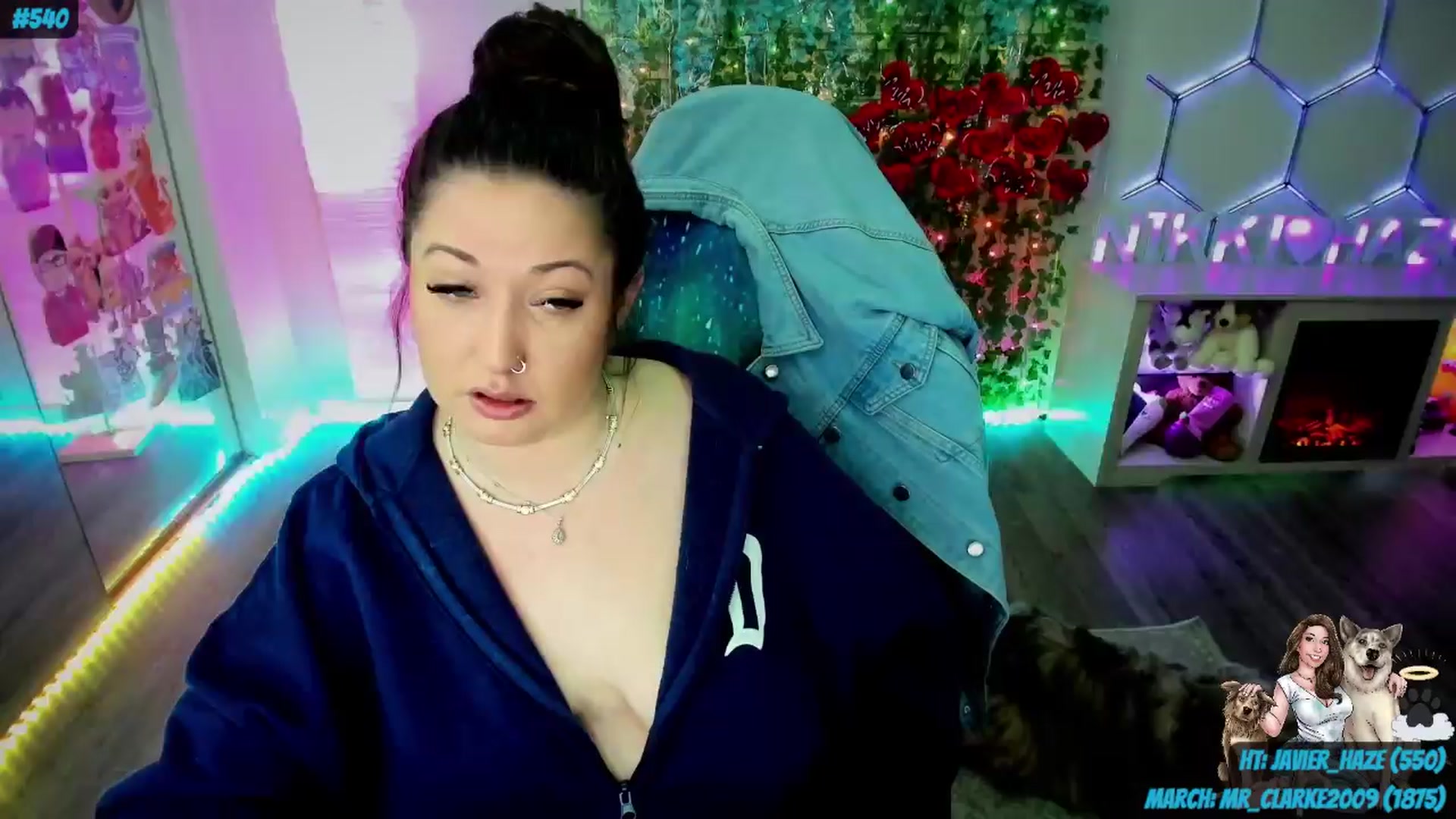 Gallery image thumbnail from Toxic_Haze's myfreecams stream on, 03/25/2024, 13:24 image 7 of 20