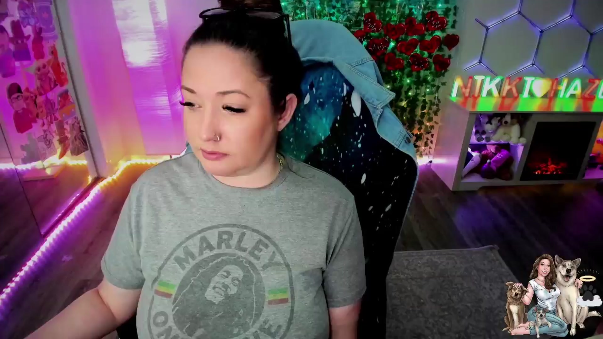 Gallery image thumbnail from Toxic_Haze's myfreecams stream on, 03/26/2024, 11:04 image 16 of 20