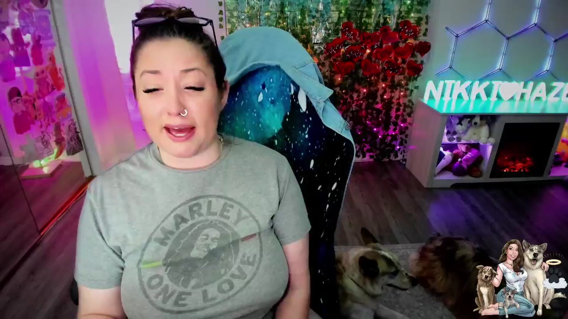 Gallery image thumbnail from Toxic_Haze's myfreecams stream on, 03/26/2024, 13:24 image 10 of 20