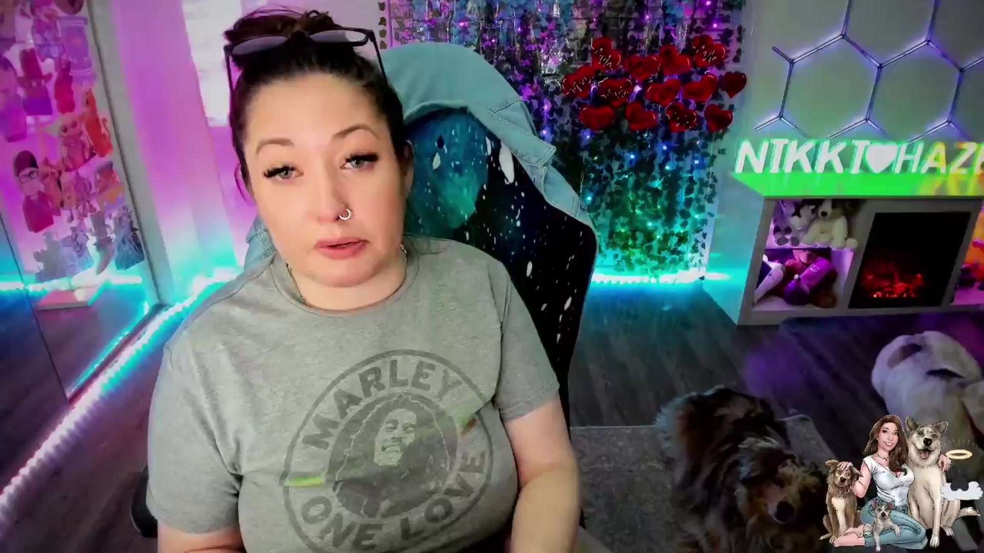 Gallery image thumbnail from Toxic_Haze's myfreecams stream on, 03/26/2024, 13:24 image 8 of 20