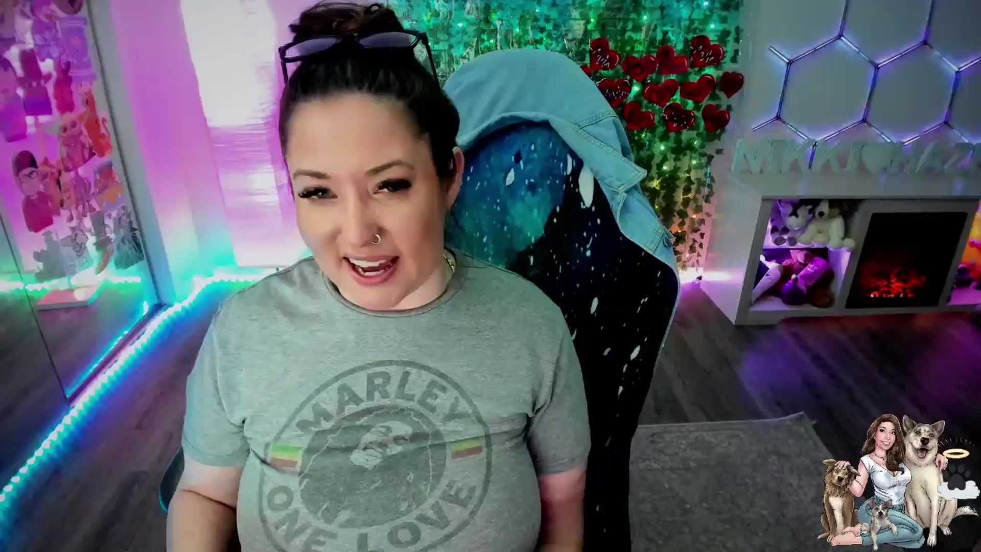 Gallery image thumbnail from Toxic_Haze's myfreecams stream on, 03/26/2024, 13:24 image 16 of 20