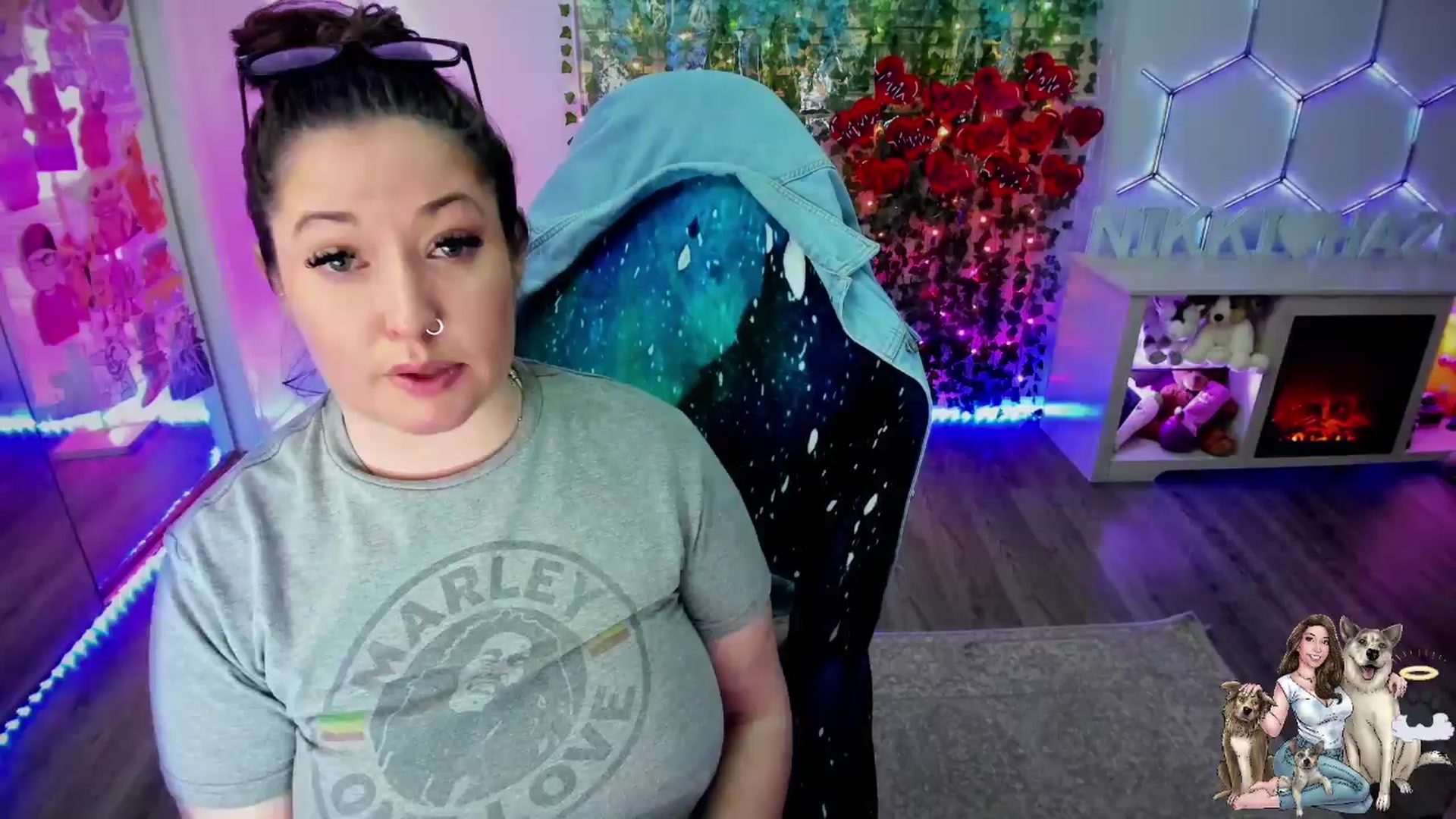 Gallery image thumbnail from Toxic_Haze's myfreecams stream on, 03/26/2024, 13:24 image 15 of 20