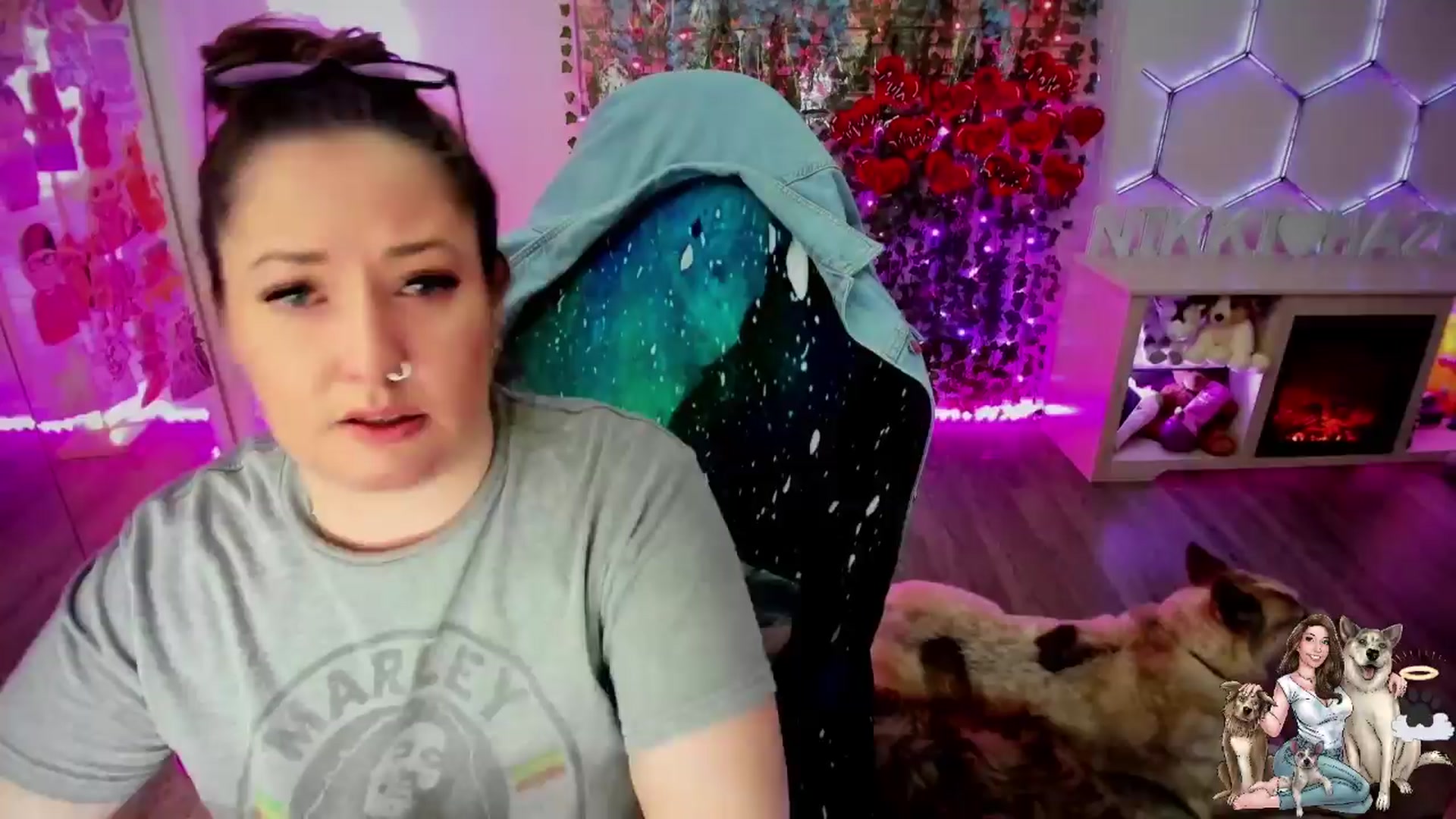 Gallery image thumbnail from Toxic_Haze's myfreecams stream on, 03/26/2024, 13:24 image 14 of 20