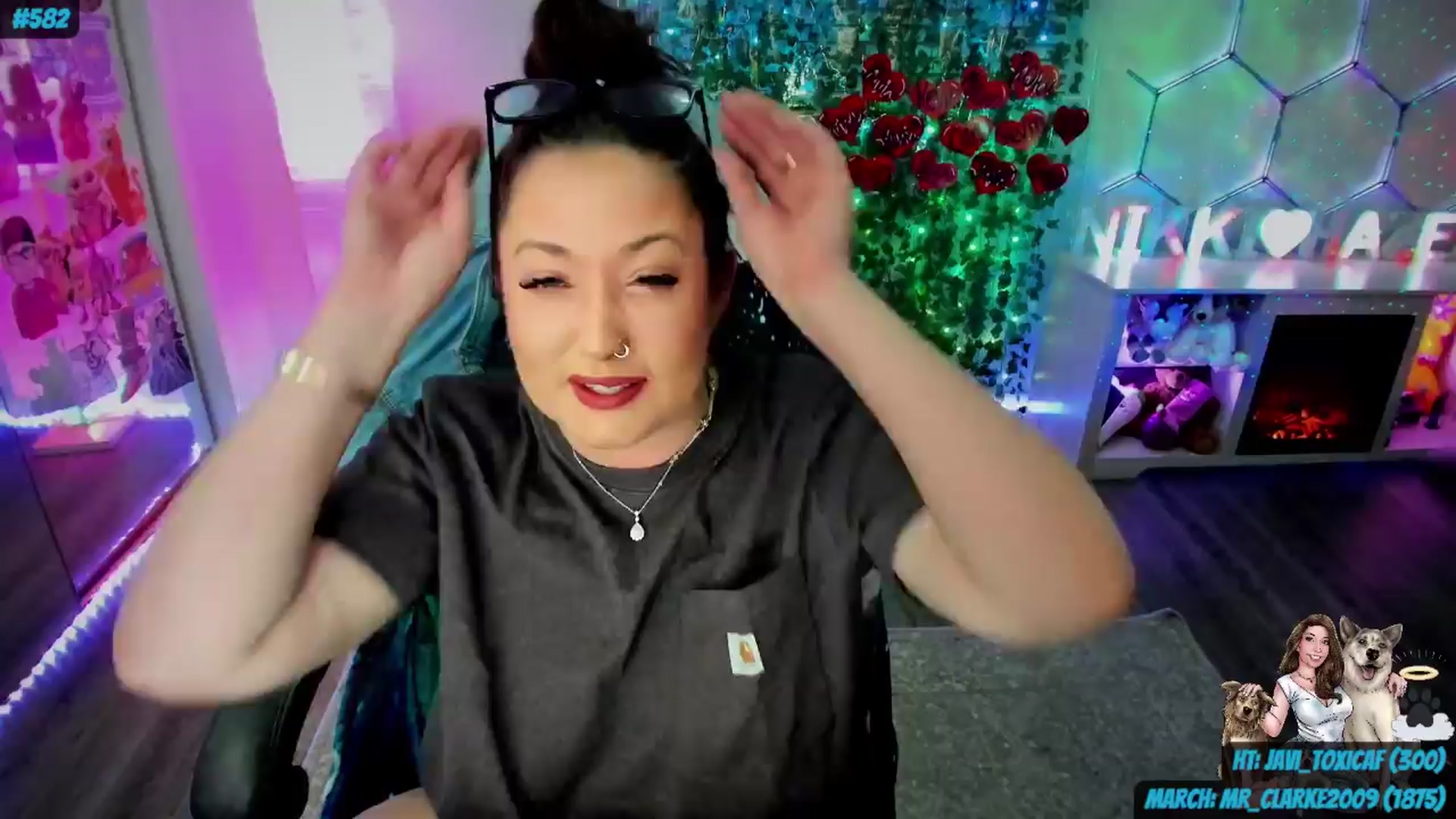 Gallery image thumbnail from Toxic_Haze's myfreecams stream on, 03/27/2024, 07:47 image 13 of 20