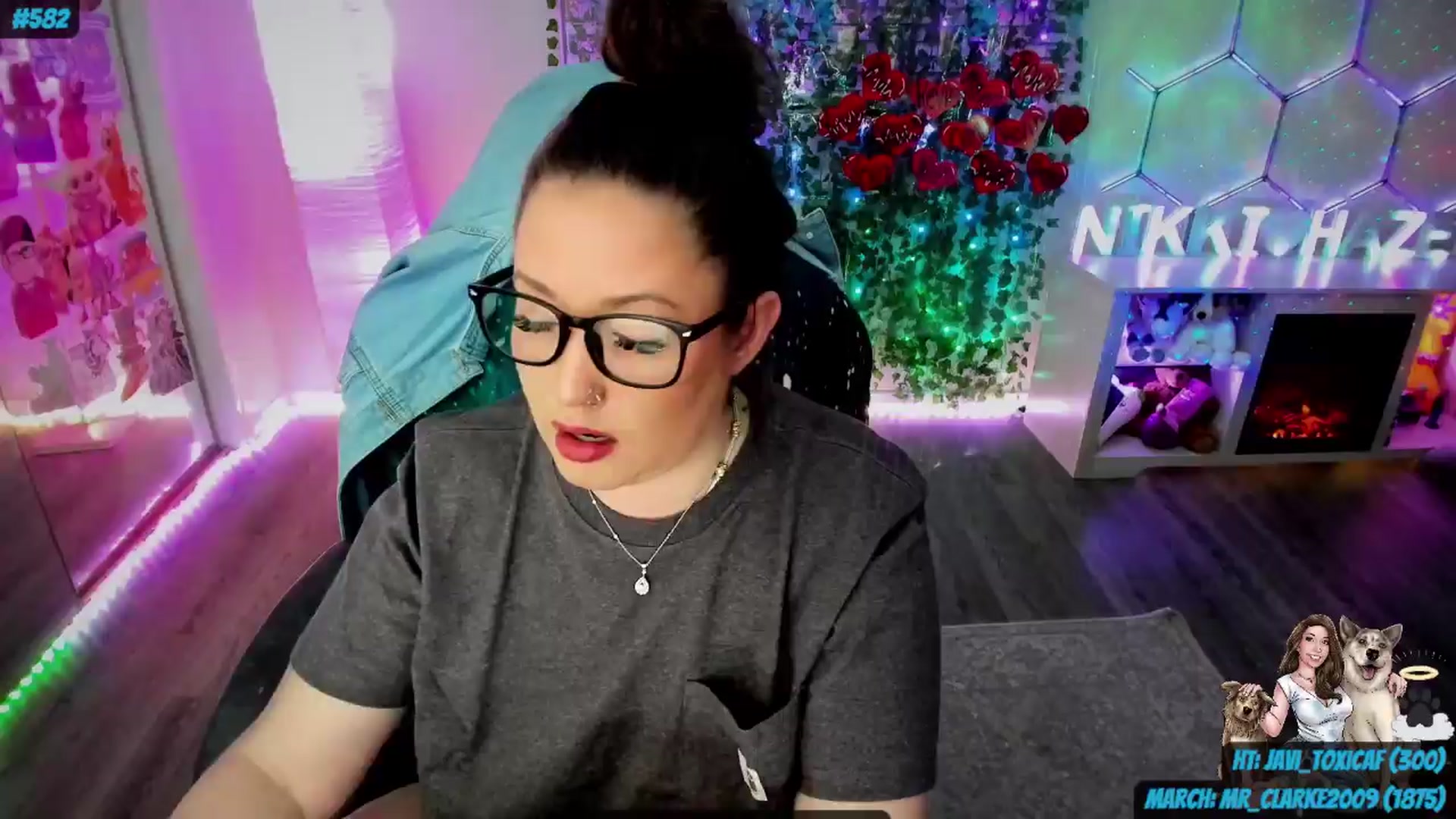 Gallery image thumbnail from Toxic_Haze's myfreecams stream on, 03/27/2024, 07:47 image 12 of 20
