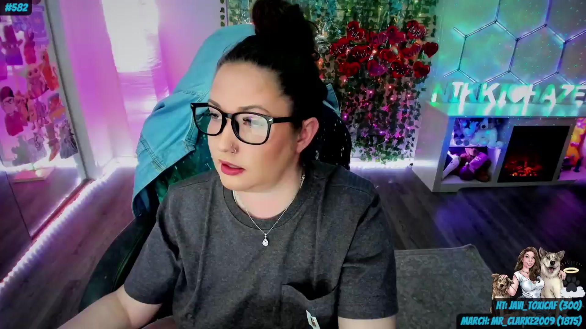 Gallery image thumbnail from Toxic_Haze's myfreecams stream on, 03/27/2024, 07:47 image 15 of 20