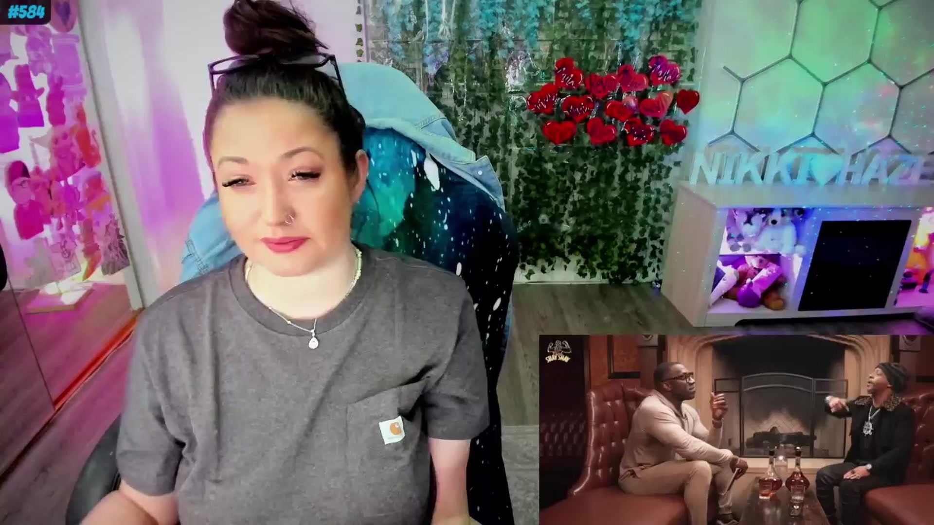 Gallery image thumbnail from Toxic_Haze's myfreecams stream on, 03/27/2024, 12:35 image 13 of 20