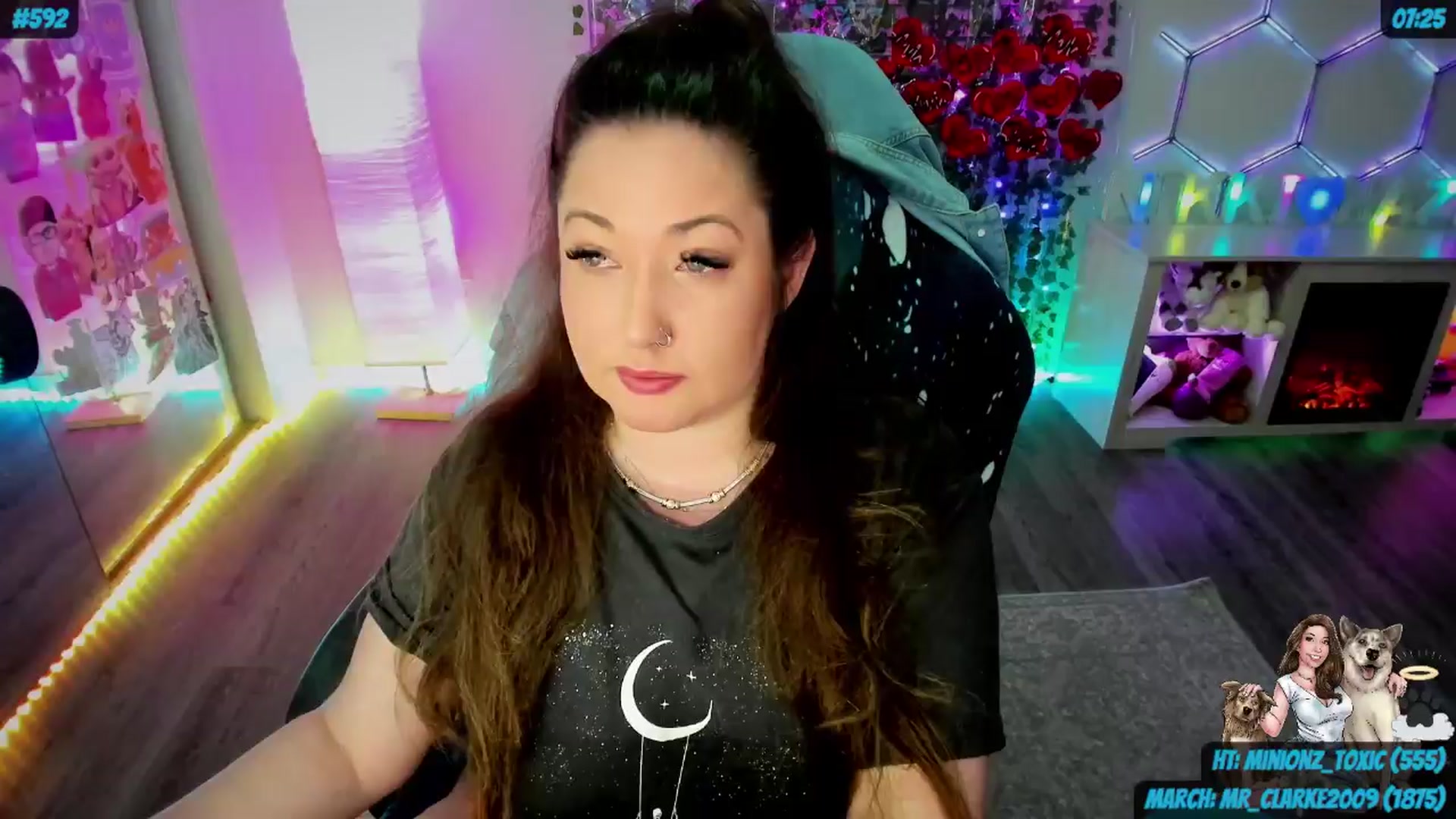 Gallery image thumbnail from Toxic_Haze's myfreecams stream on, 03/28/2024, 10:04 image 15 of 20