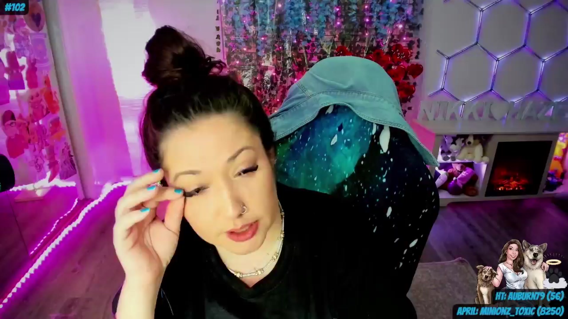 Gallery image thumbnail from Toxic_Haze's myfreecams stream on, 04/02/2024, 11:02 image 6 of 20