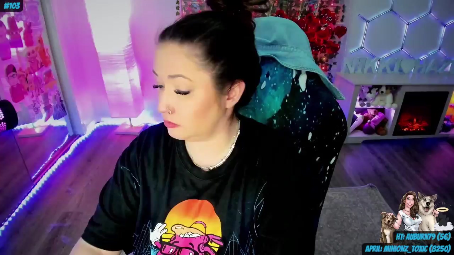 Gallery image thumbnail from Toxic_Haze's myfreecams stream on, 04/02/2024, 11:02 image 14 of 20
