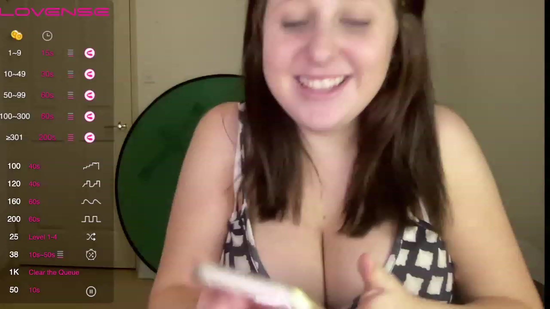Gallery image thumbnail from Tr4shyk1tten's myfreecams stream on, 04/16/2023, 13:28 image 18 of 20