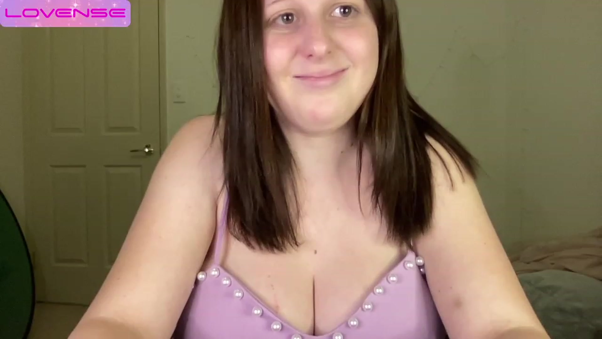 Gallery image thumbnail from Tr4shyk1tten's myfreecams stream on, 05/03/2023, 09:46 image 11 of 20