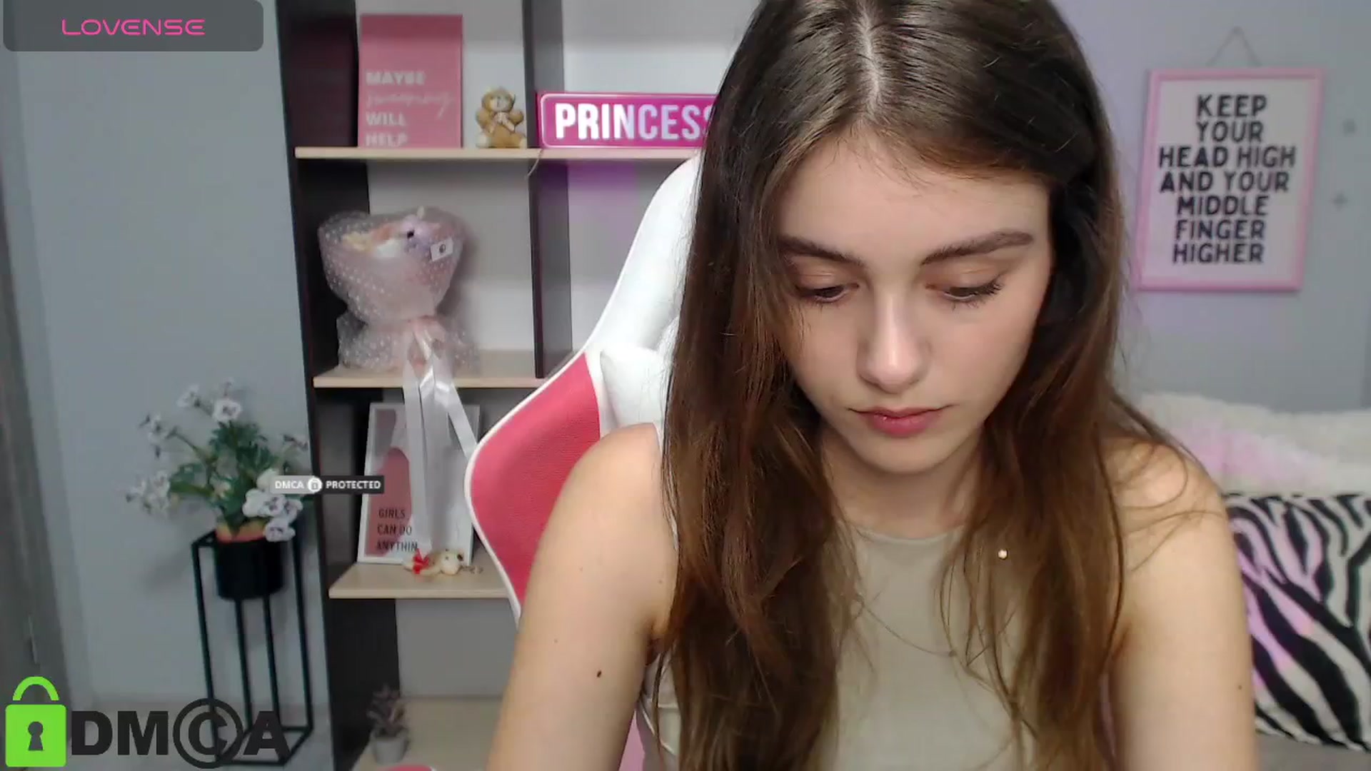 Gallery image thumbnail from TracySpark's myfreecams stream on, 07/20/2025, 10:15 image 16 of 20