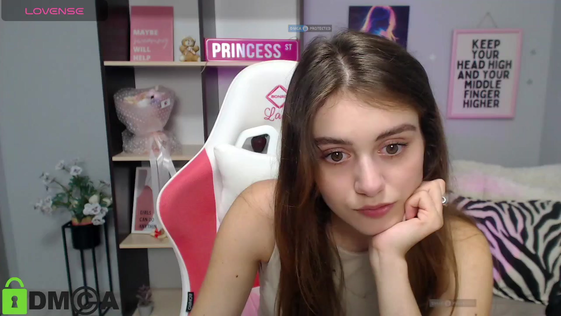 Gallery image thumbnail from TracySpark's myfreecams stream on, 07/20/2025, 11:15 image 18 of 20