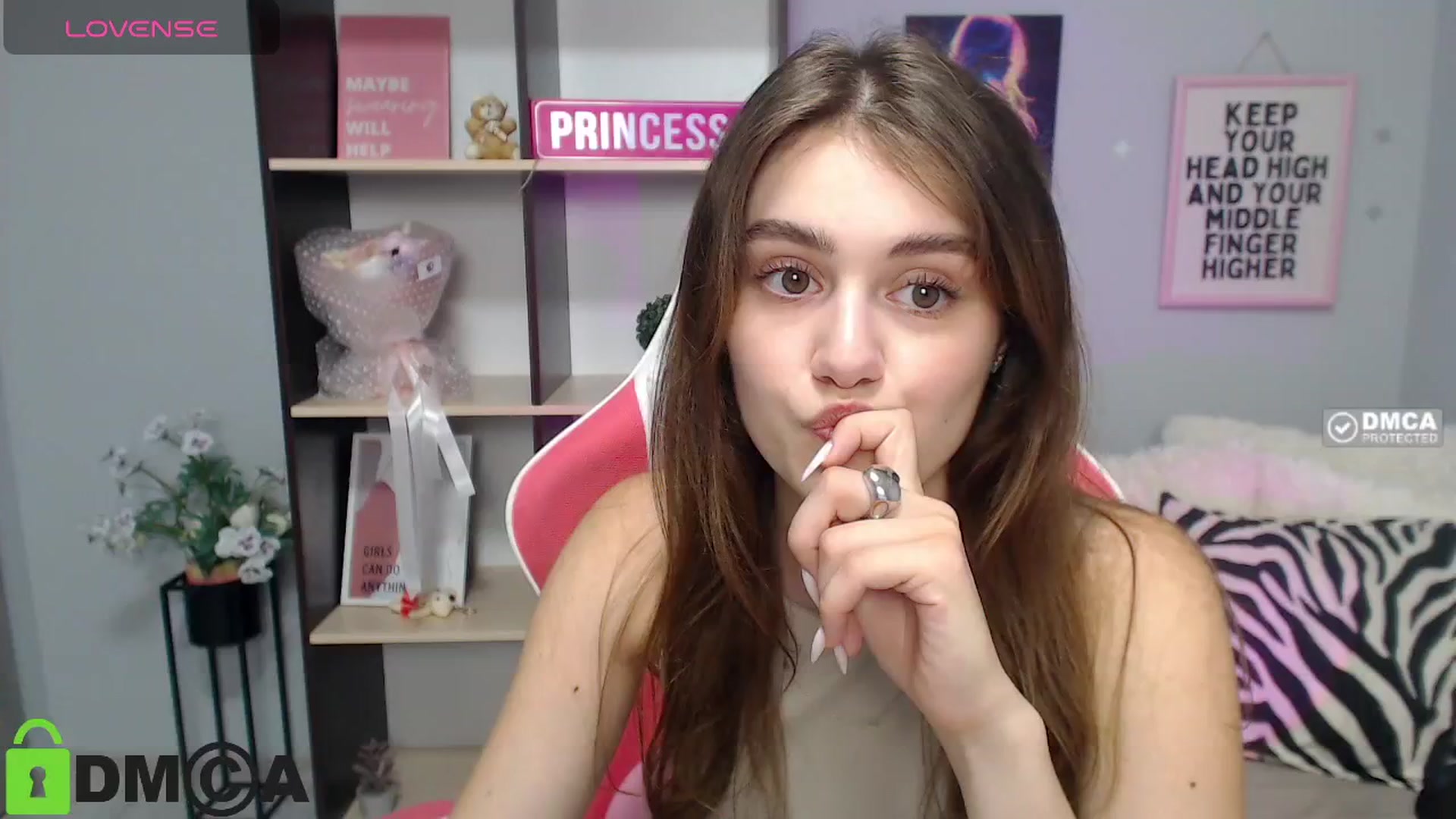 Gallery image thumbnail from TracySpark's myfreecams stream on, 07/20/2025, 11:15 image 13 of 20