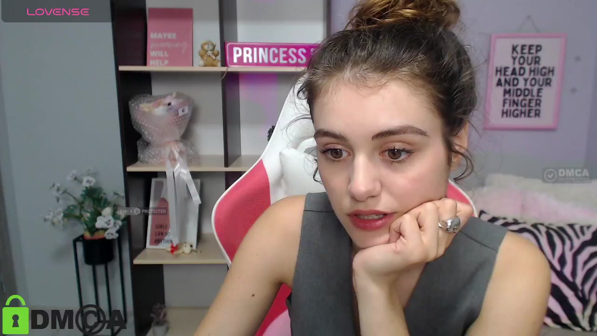 Gallery image thumbnail from TracySpark's myfreecams stream on, 07/21/2025, 07:53 image 18 of 20
