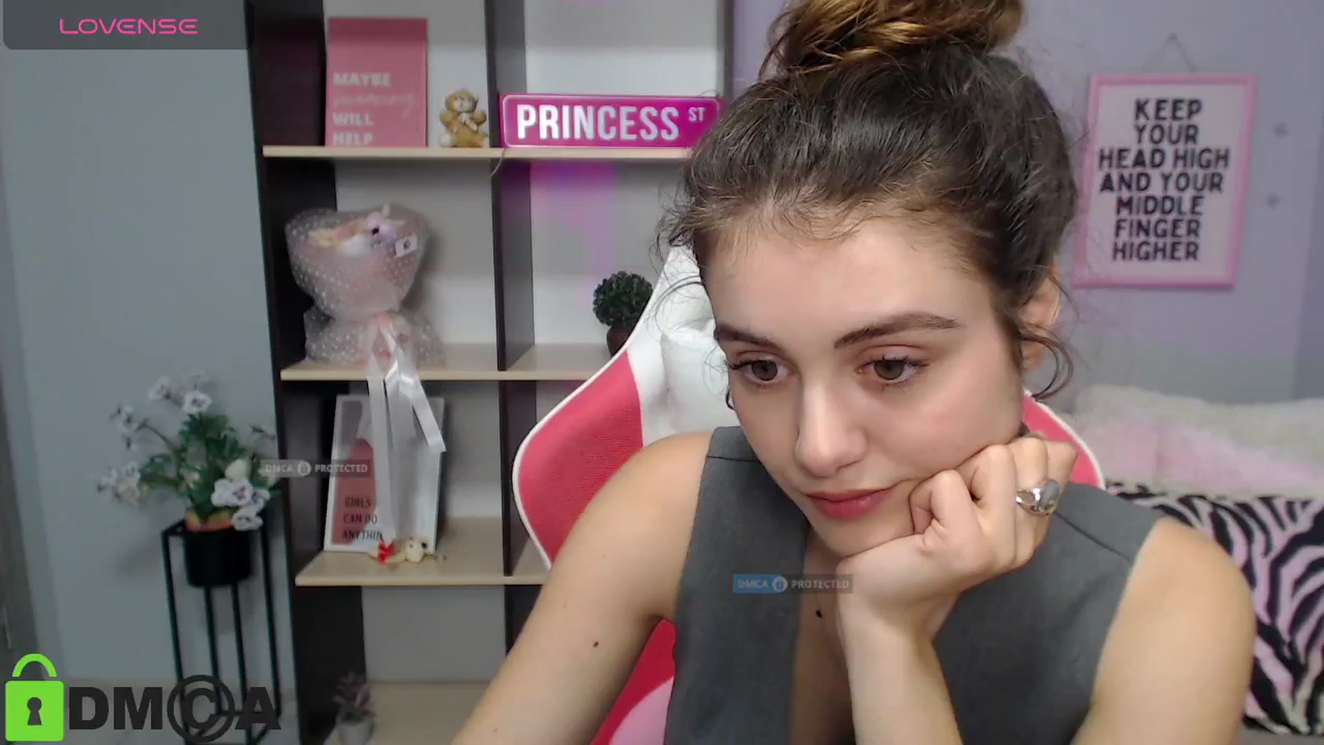Gallery image thumbnail from TracySpark's myfreecams stream on, 07/21/2025, 07:53 image 17 of 20