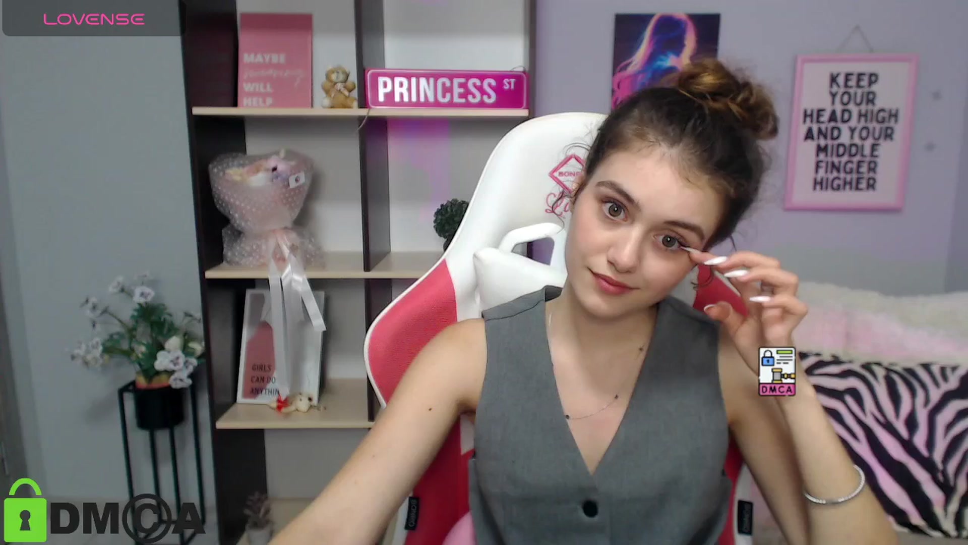 Gallery image thumbnail from TracySpark's myfreecams stream on, 07/21/2025, 08:09 image 3 of 20