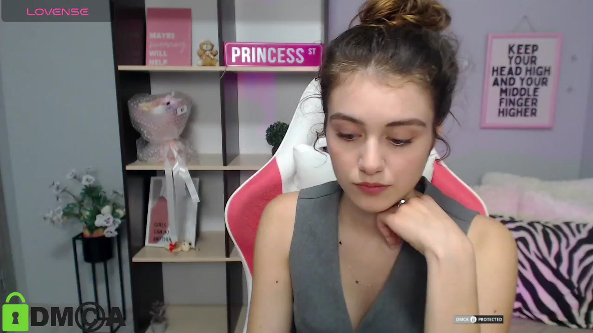 Gallery image thumbnail from TracySpark's myfreecams stream on, 07/21/2025, 08:09 image 7 of 20