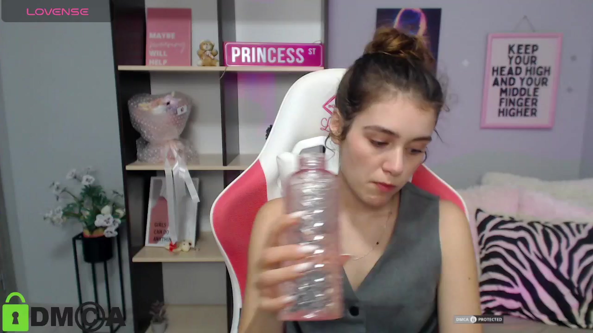 Gallery image thumbnail from TracySpark's myfreecams stream on, 07/21/2025, 08:09 image 1 of 20