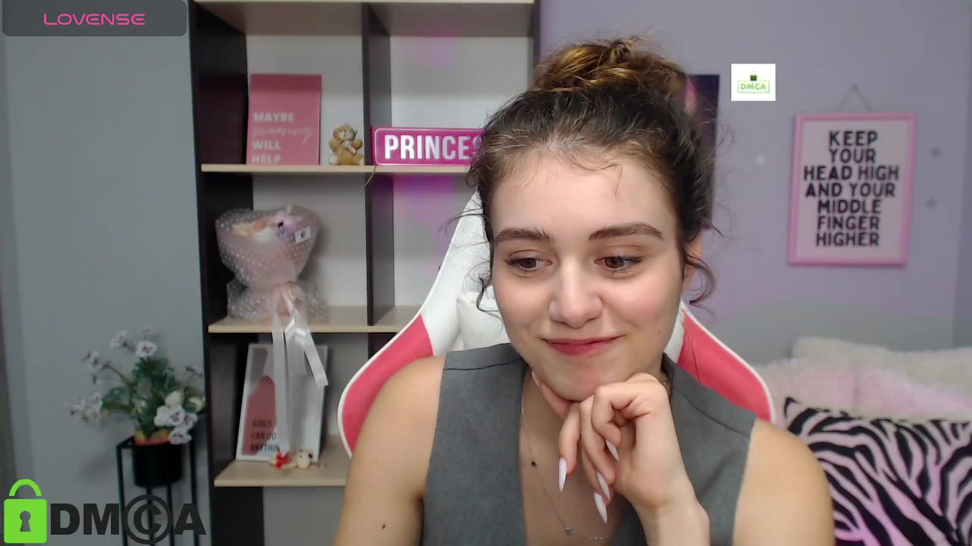 Gallery image thumbnail from TracySpark's myfreecams stream on, 07/21/2025, 08:31 image 16 of 20
