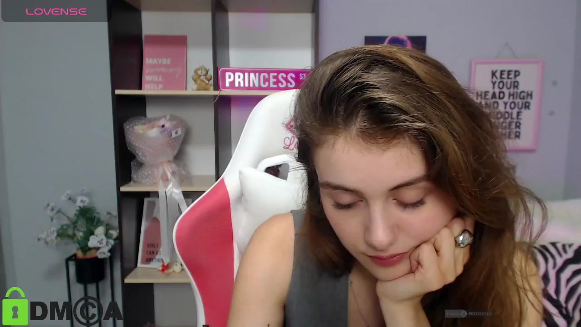 Gallery image thumbnail from TracySpark's myfreecams stream on, 07/21/2025, 09:28 image 14 of 20