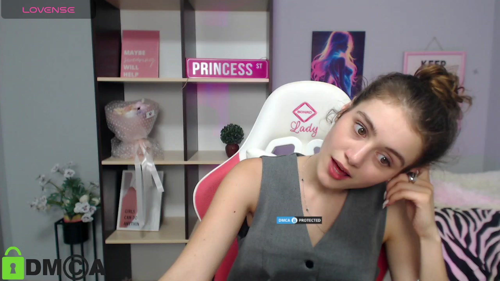 Gallery image thumbnail from TracySpark's myfreecams stream on, 07/21/2025, 11:43 image 12 of 20