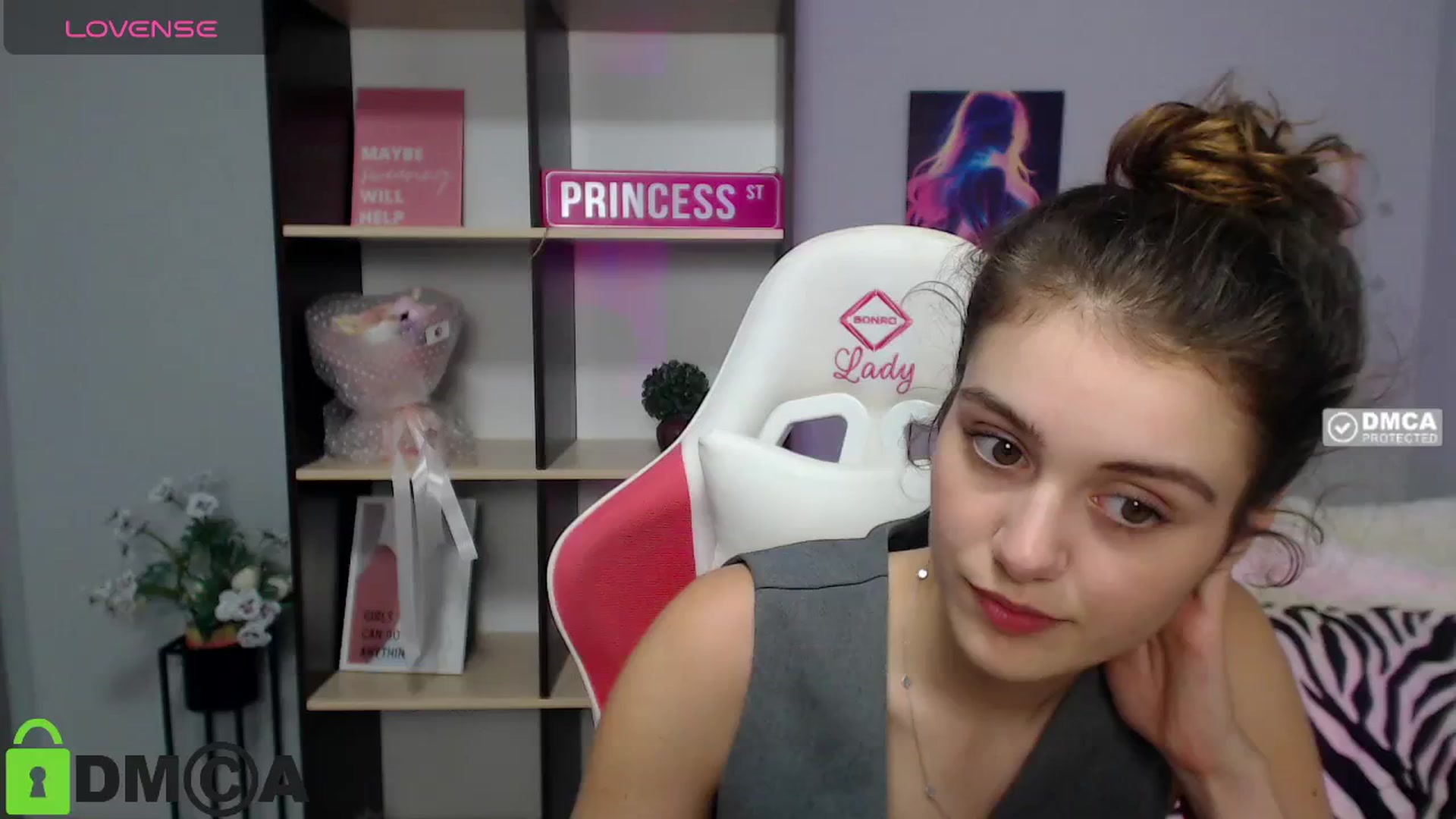 Gallery image thumbnail from TracySpark's myfreecams stream on, 07/21/2025, 11:43 image 9 of 20
