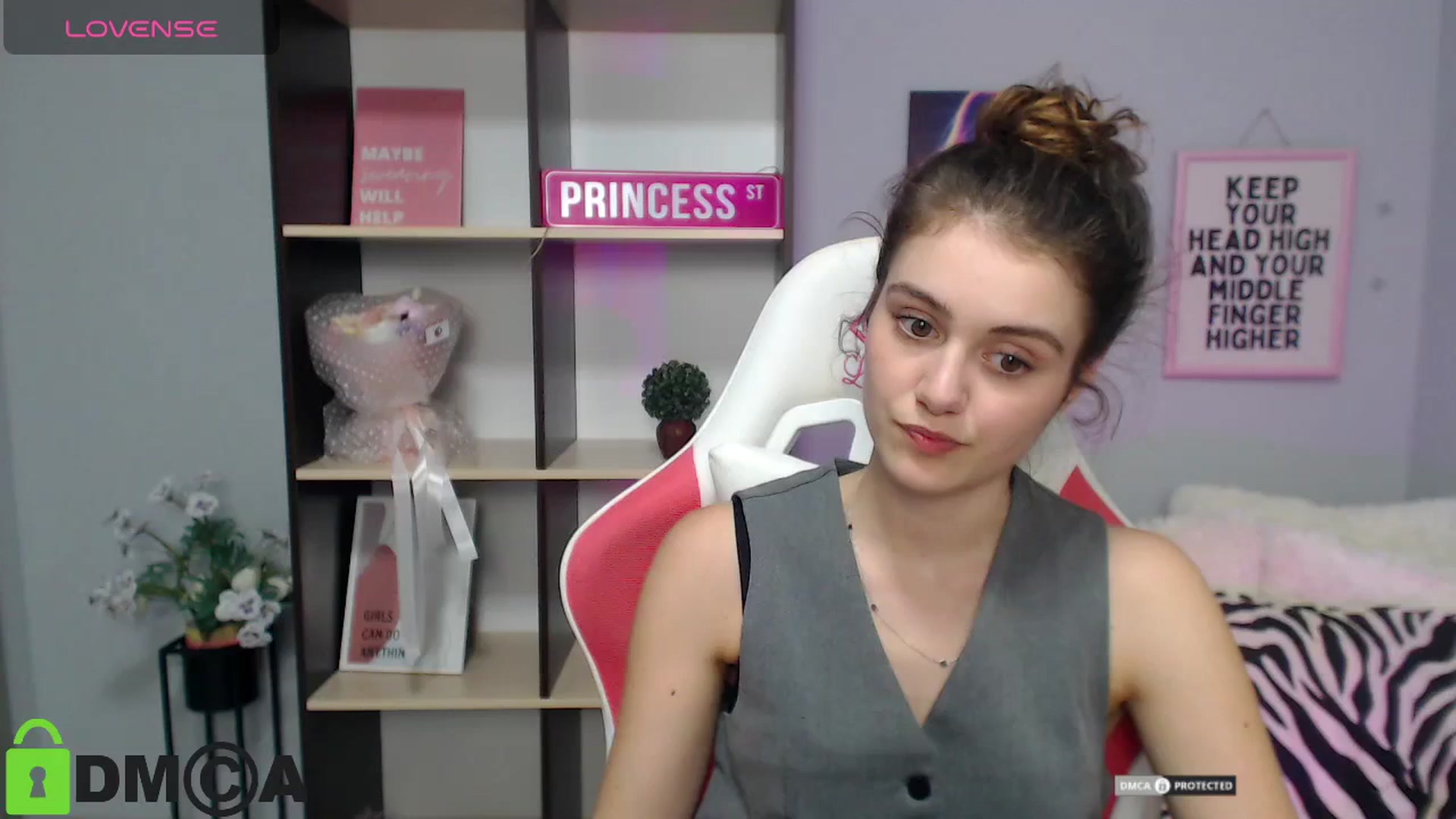 Gallery image thumbnail from TracySpark's myfreecams stream on, 07/21/2025, 11:43 image 17 of 20