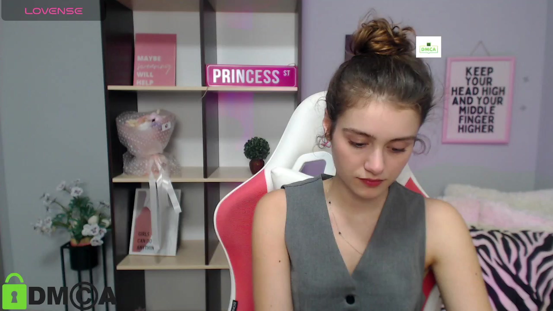 Gallery image thumbnail from TracySpark's myfreecams stream on, 07/21/2025, 11:43 image 14 of 20