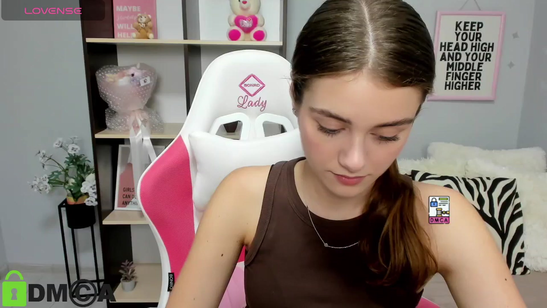 Gallery image thumbnail from TracySpark's myfreecams stream on, 07/29/2025, 11:47 image 15 of 20