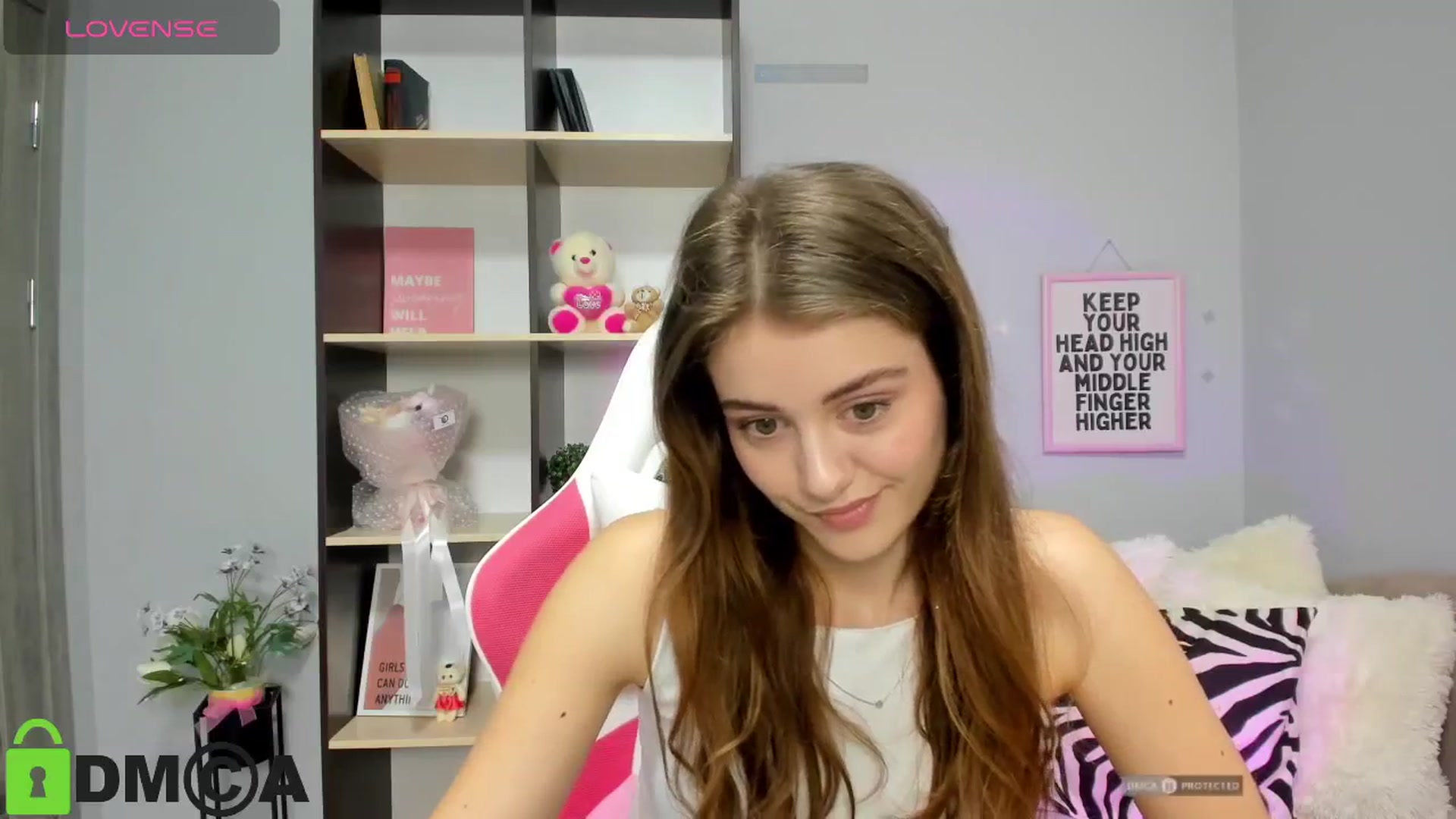 Gallery image thumbnail from TracySpark's myfreecams stream on, 07/31/2025, 07:45 image 18 of 20