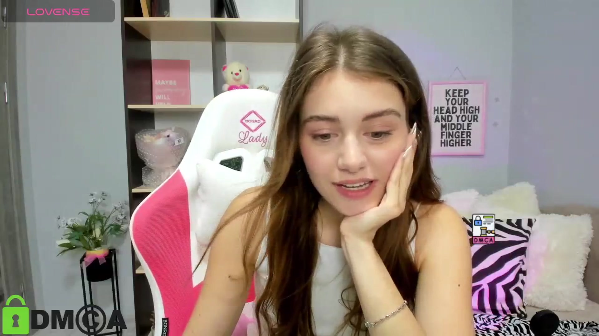 Gallery image thumbnail from TracySpark's myfreecams stream on, 07/31/2025, 10:22 image 6 of 20