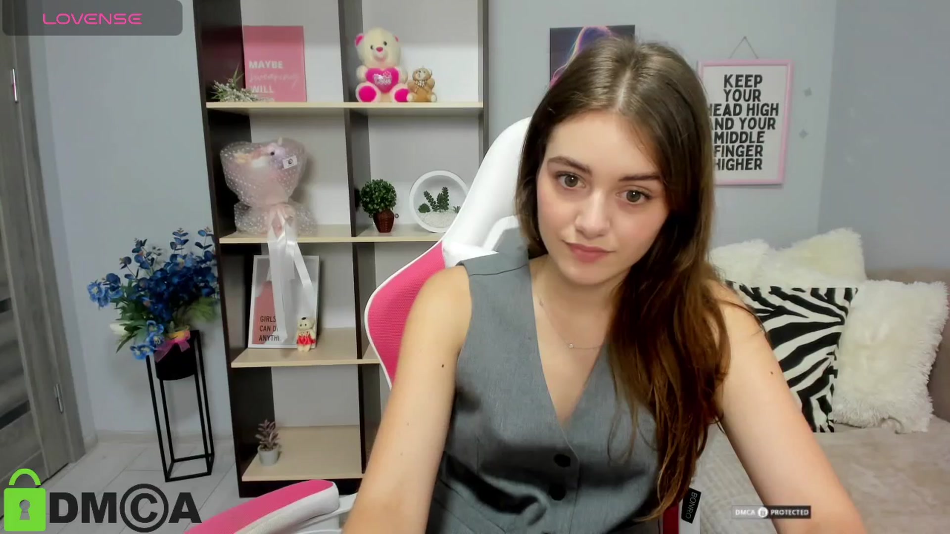 Gallery image thumbnail from TracySpark's myfreecams stream on, 08/01/2025, 11:28 image 2 of 20