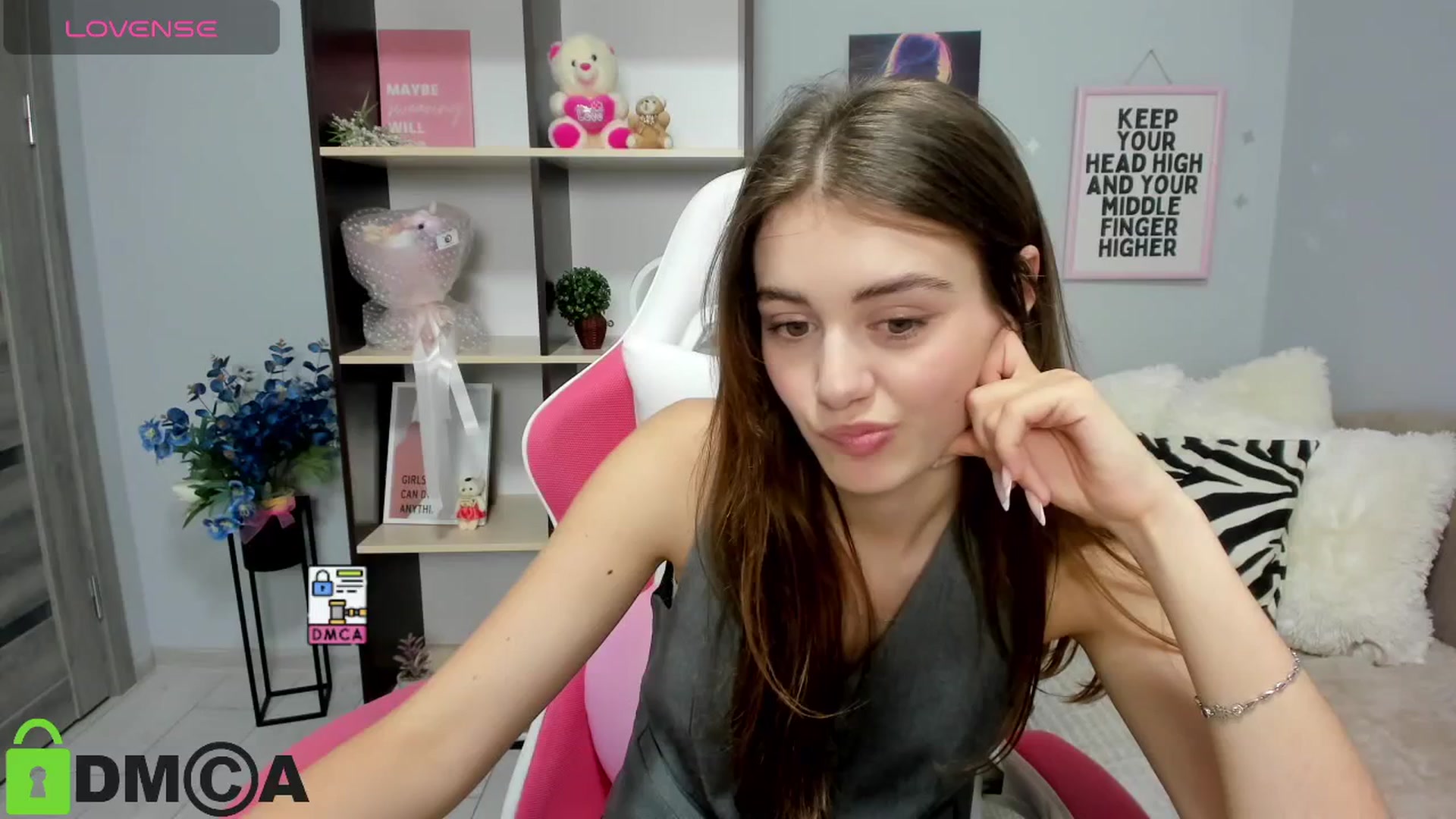 Gallery image thumbnail from TracySpark's myfreecams stream on, 08/01/2025, 11:59 image 6 of 20