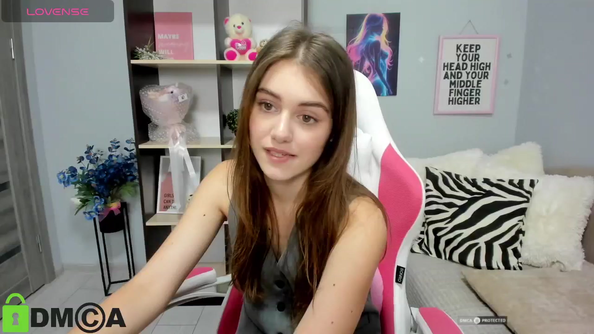 Gallery image thumbnail from TracySpark's myfreecams stream on, 08/01/2025, 11:59 image 10 of 20