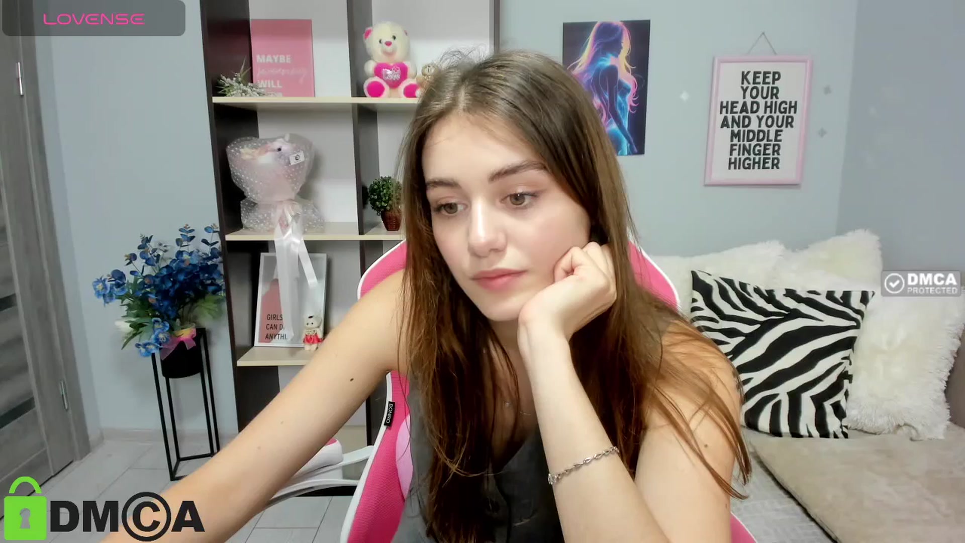 Gallery image thumbnail from TracySpark's myfreecams stream on, 08/01/2025, 11:59 image 15 of 20