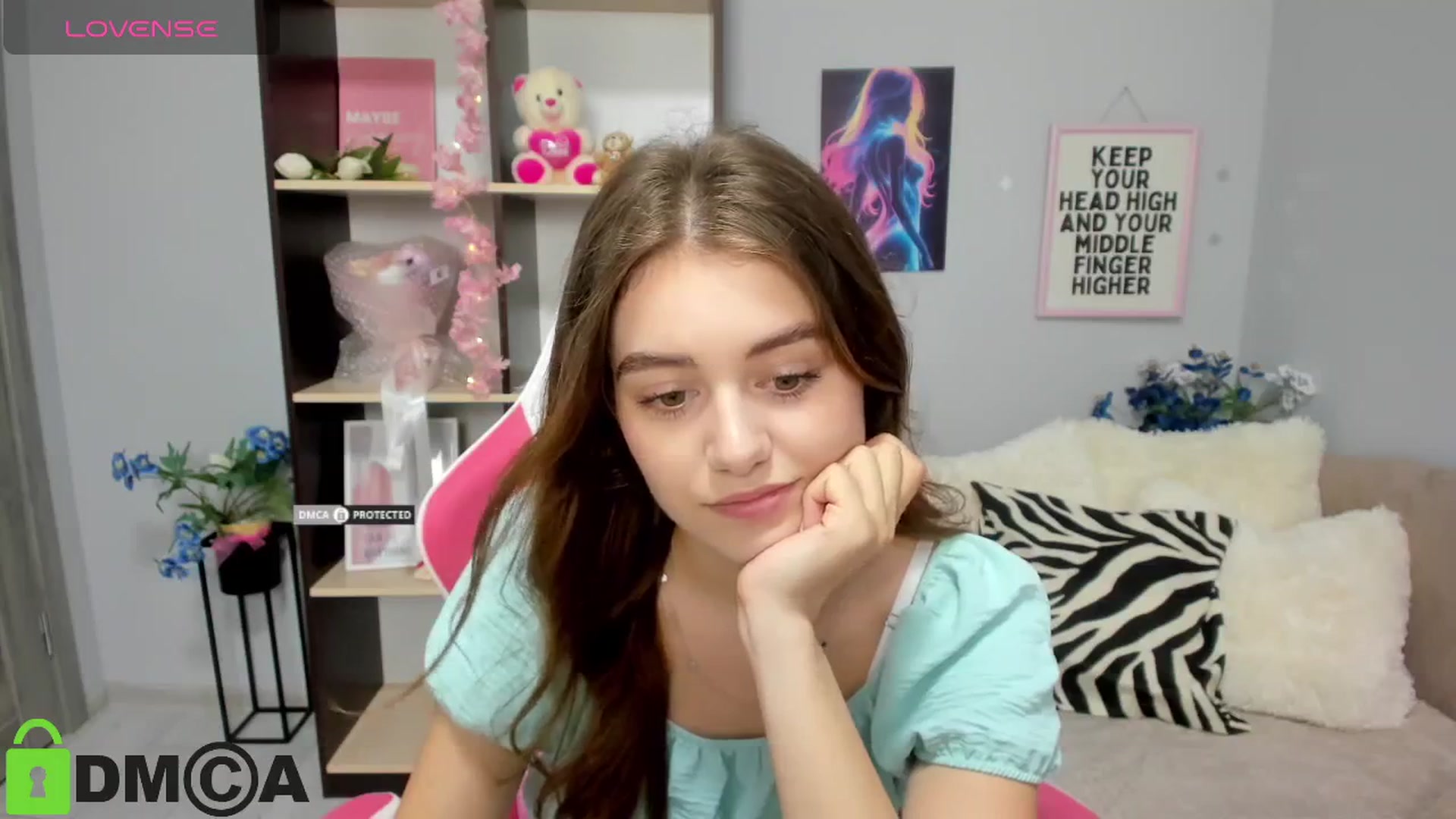 Gallery image thumbnail from TracySpark's myfreecams stream on, 08/05/2025, 08:01 image 17 of 20