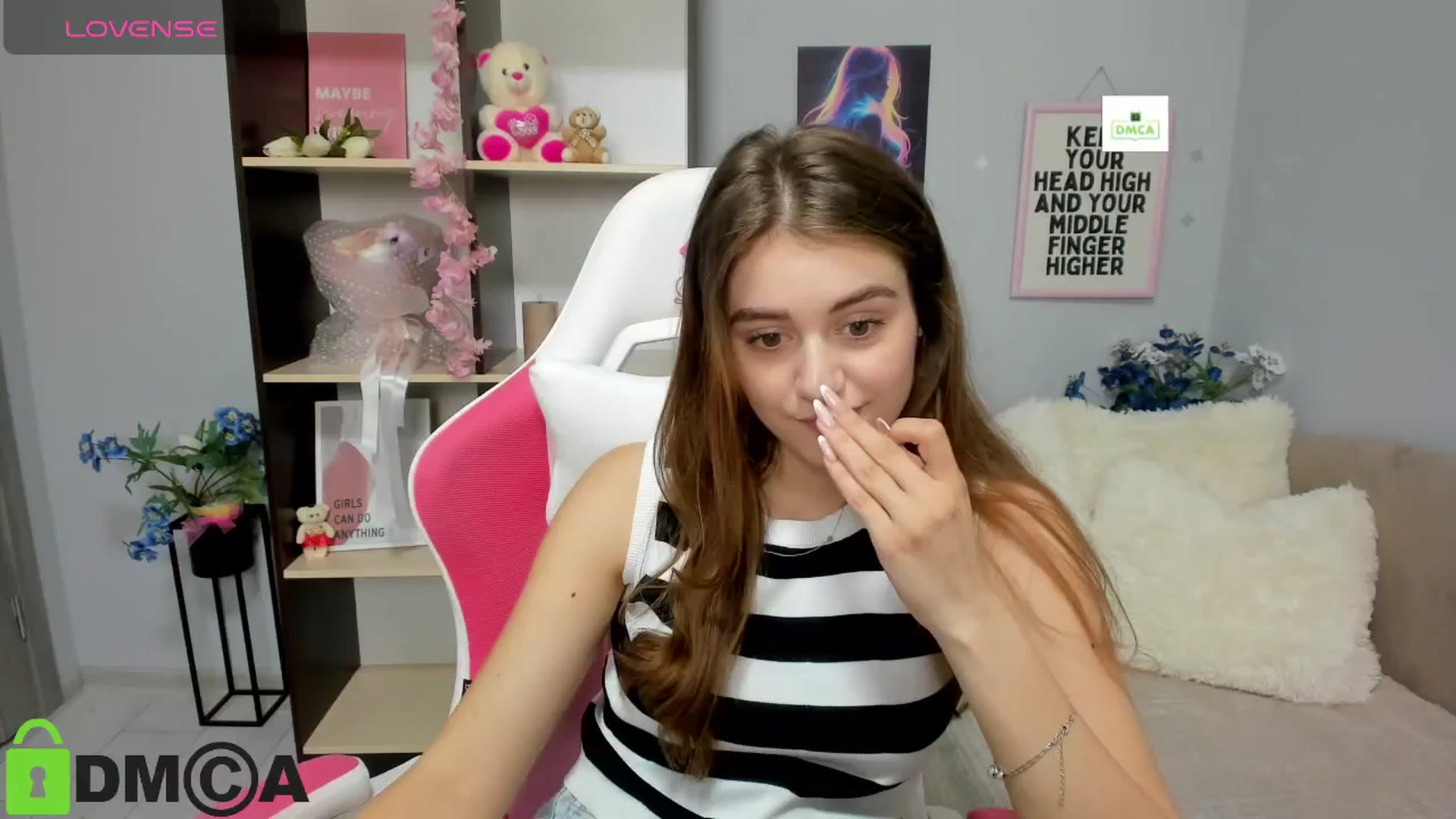Gallery image thumbnail from TracySpark's myfreecams stream on, 08/06/2025, 10:32 image 12 of 20