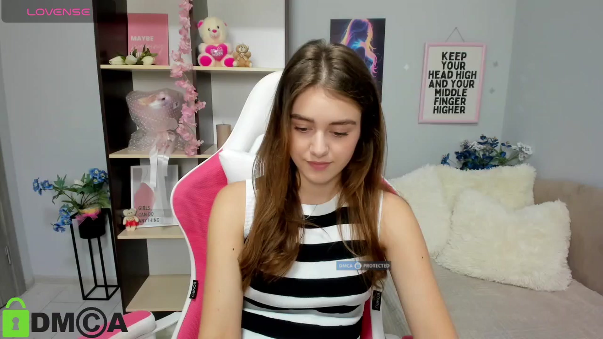 Gallery image thumbnail from TracySpark's myfreecams stream on, 08/06/2025, 10:32 image 5 of 20