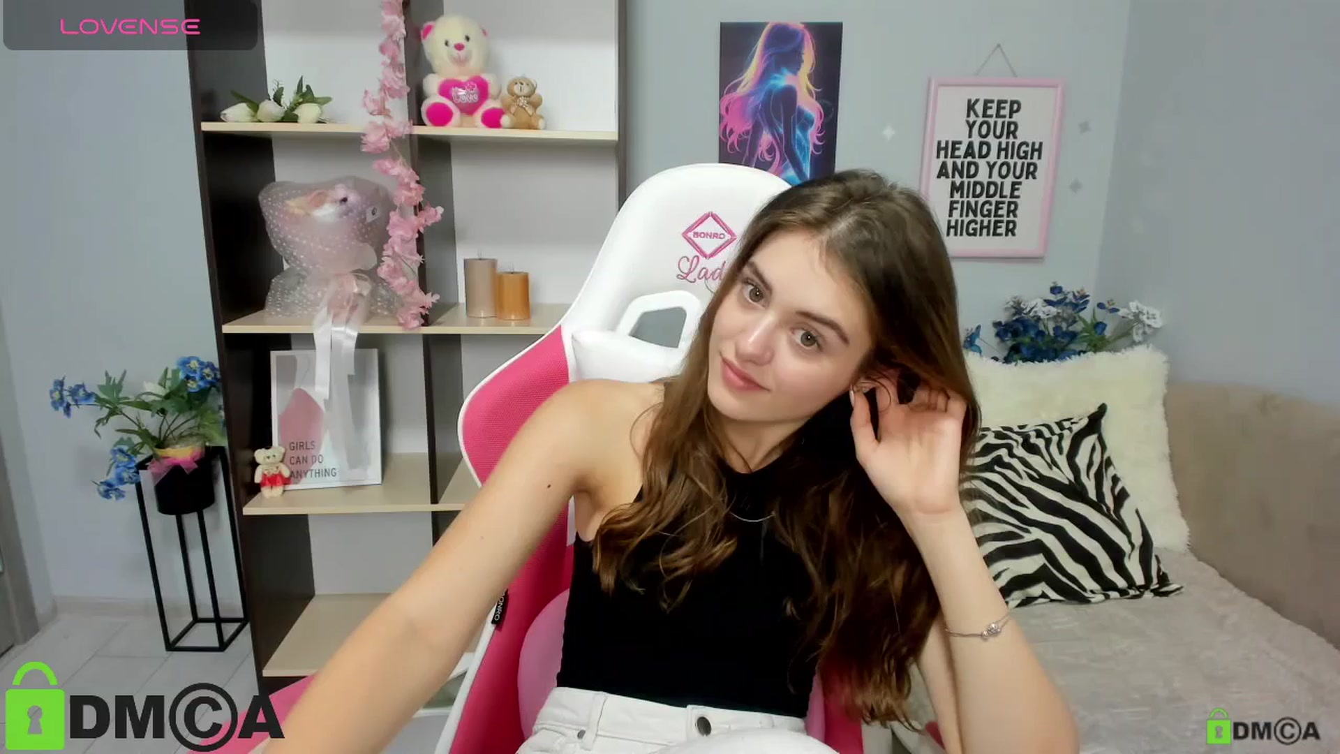 Gallery image thumbnail from TracySpark's myfreecams stream on, 08/07/2025, 08:55 image 6 of 20