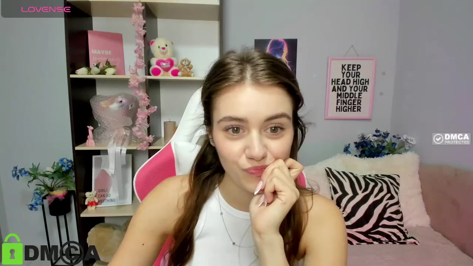Gallery image thumbnail from TracySpark's myfreecams stream on, 08/09/2025, 11:38 image 4 of 20